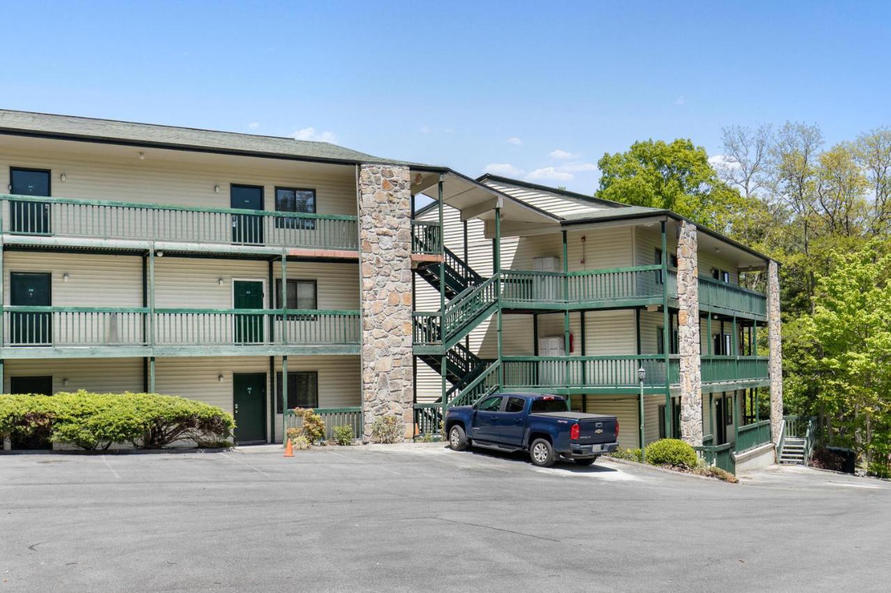 Bear Cub Retreat Apartman Gatlinburg Kültér fotó