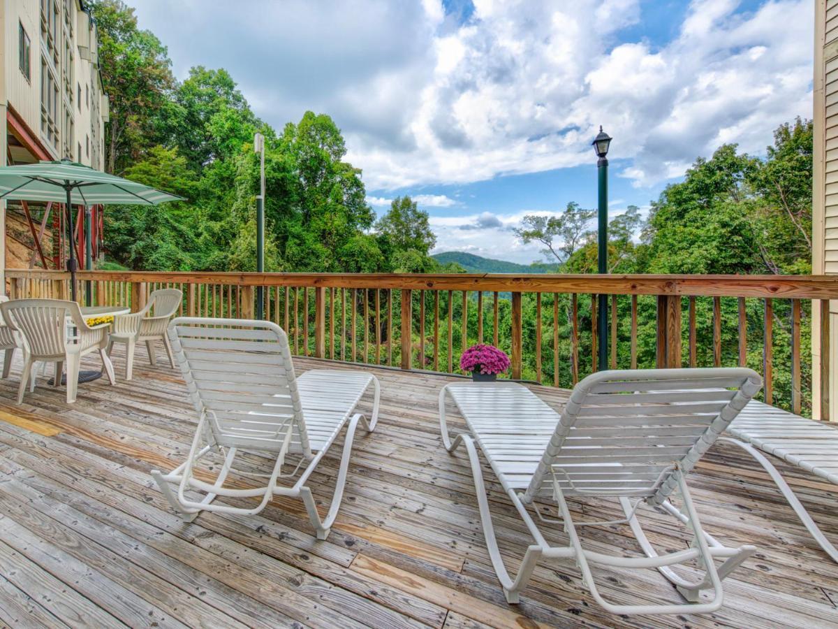 Bear Cub Retreat Apartman Gatlinburg Kültér fotó